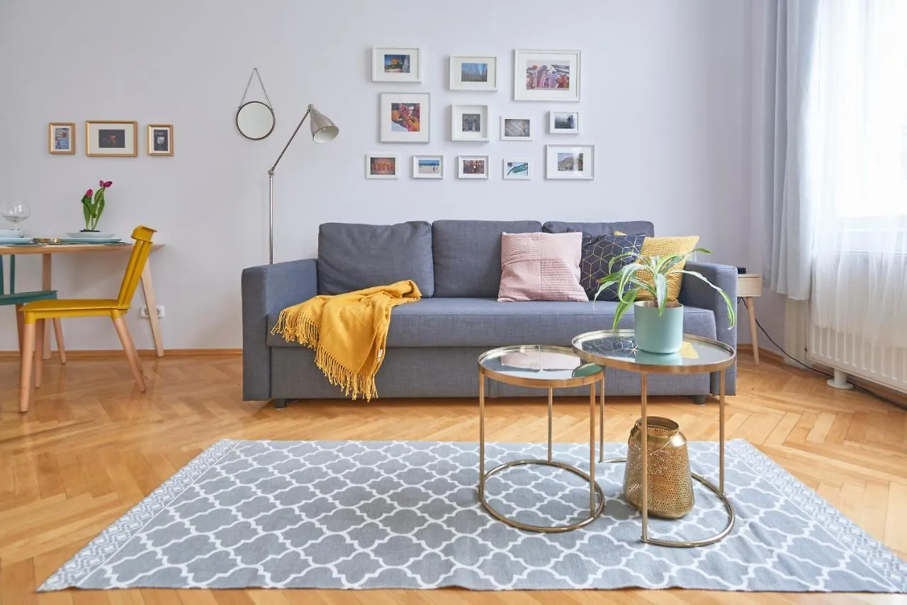 Fresh And Personal Near Buda Castle ブダペスト